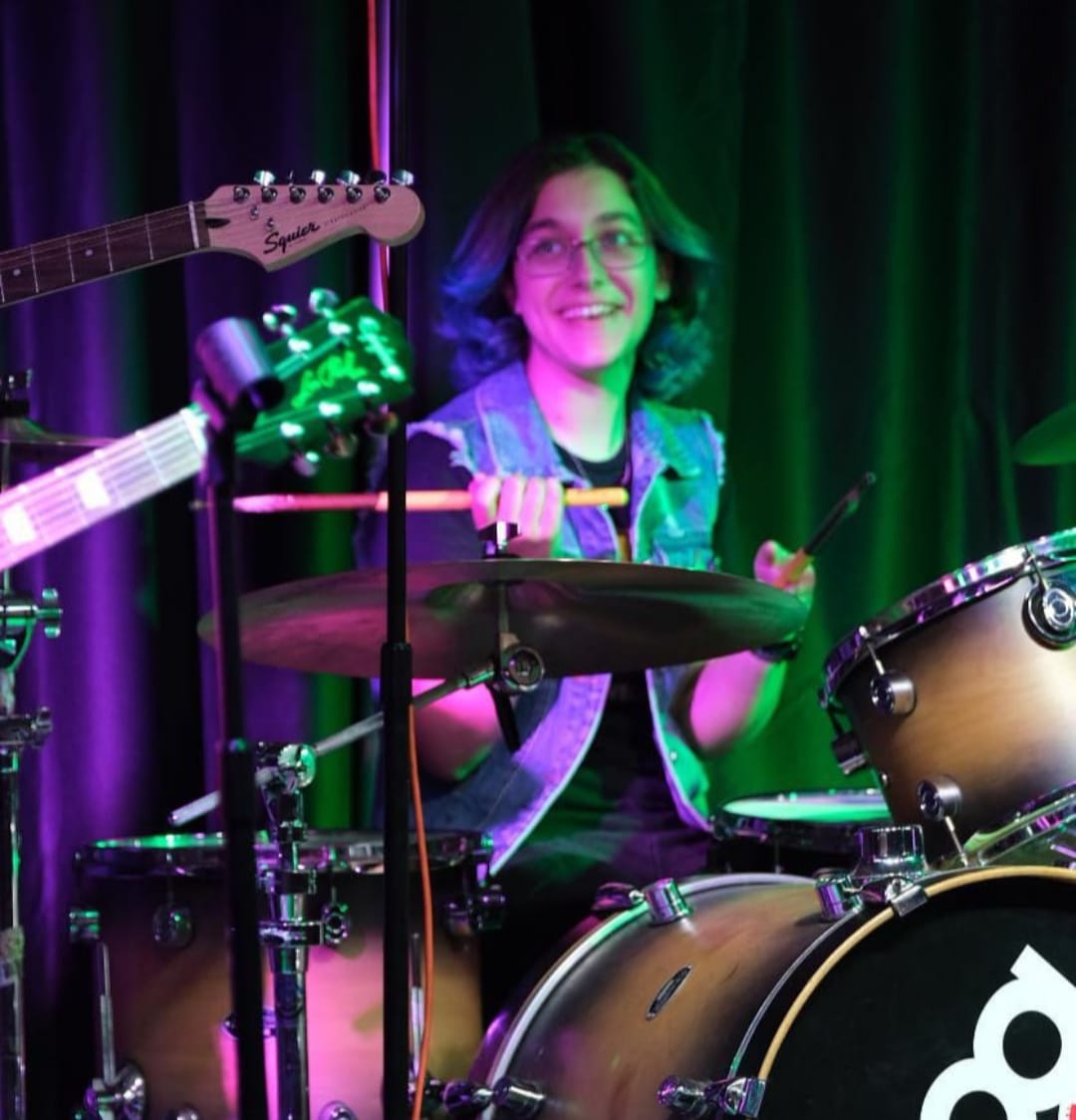 Drum Teacher Izze Lino